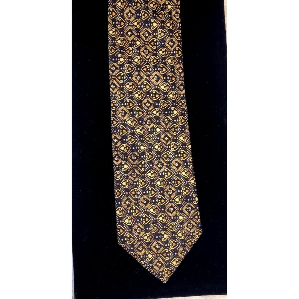 Brioni 100% Silk Handmade Tie With Gold & Navy Floral Heart Design Made In Italy